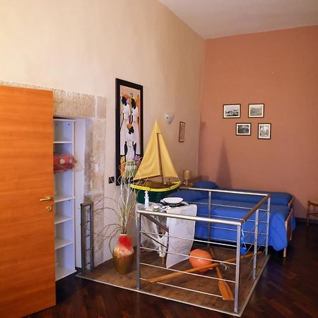 לינה וארוחת בוקר ג'ובינאצו A Casa Mia מראה חיצוני תמונה