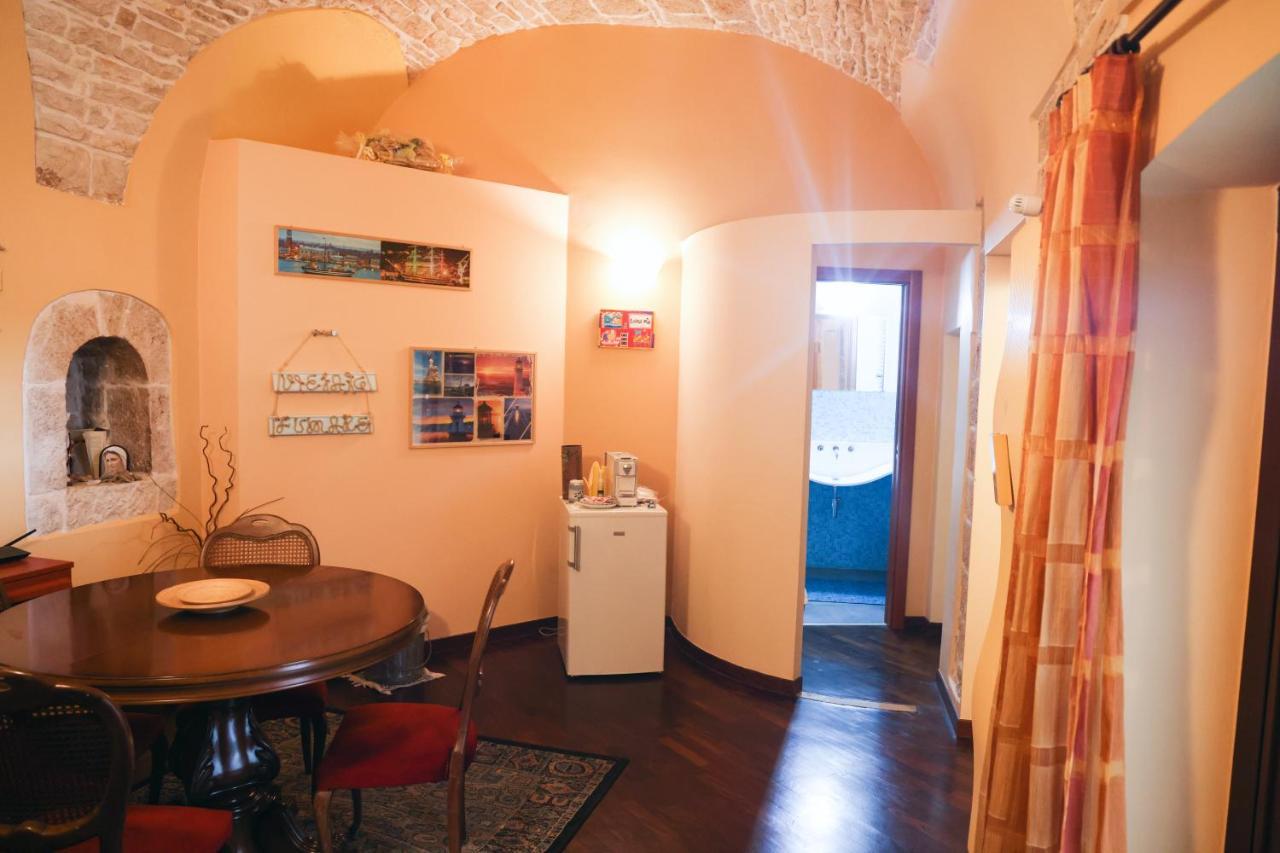 לינה וארוחת בוקר ג'ובינאצו A Casa Mia מראה חיצוני תמונה